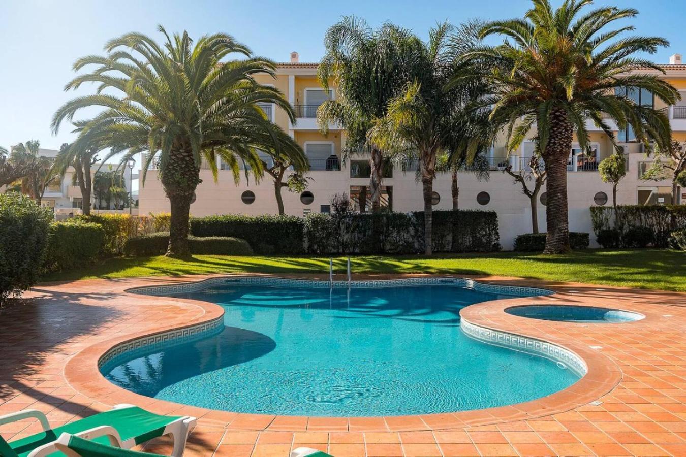 Casa Clara Sun, And Pool Lagos